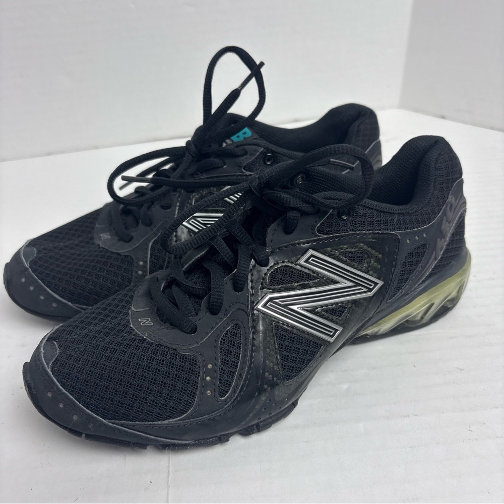 New Balance 650 Women's 6.5 Sneakers Black Silver Pulse Running Shoes WR650BS